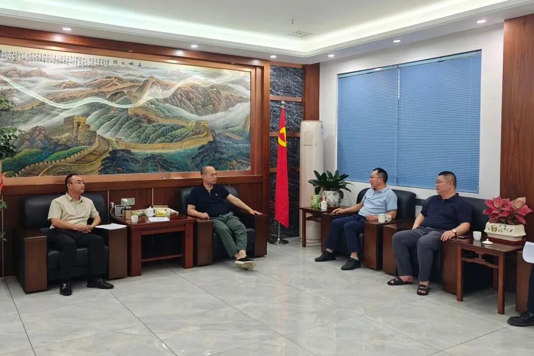 汕尾技师学院到陆丰市南塘镇对接“深化结对共建”工作